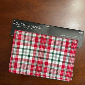 Robert Stanley Christmas Table Runner NWT Holiday Plaid Red & Green Reversable